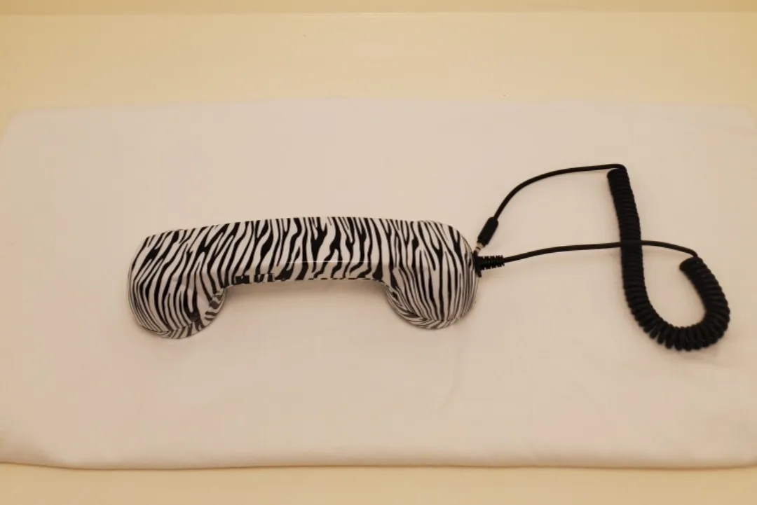💚Zebra Print telephone Handset 🥕 thumbnail