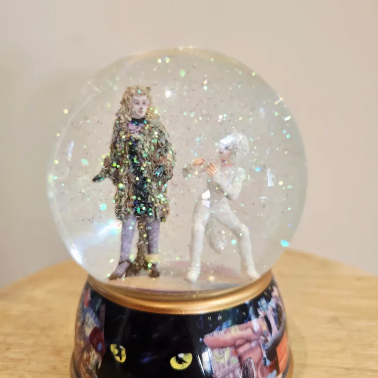 1981 San Francisco Cats Broadway Musical Snow Globe image indicator(6)