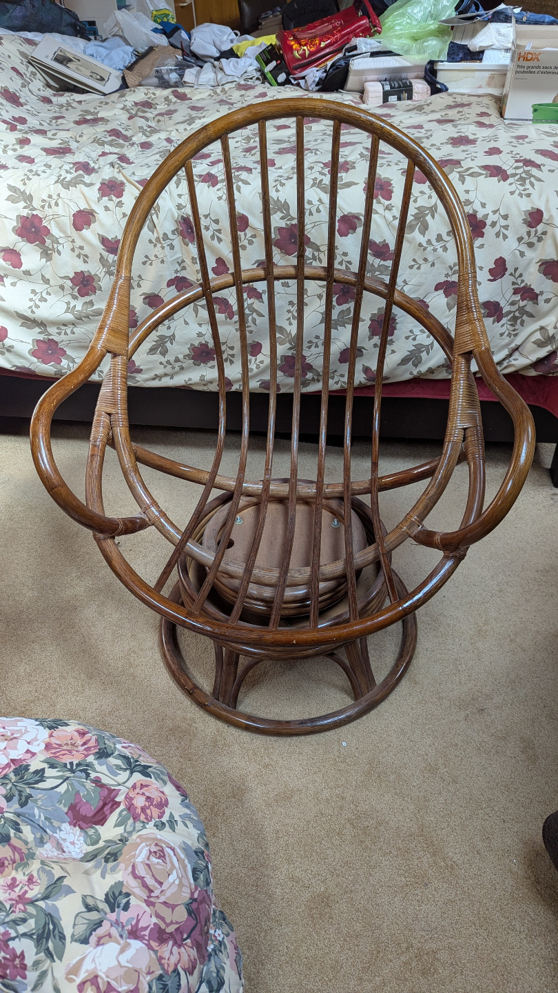 Vintage Bamboo Swivel Chair/ Cushion - photo 2