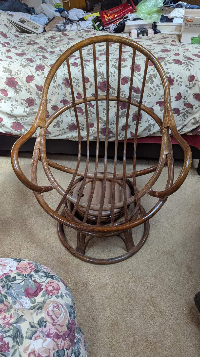 Vintage Bamboo Swivel Chair/ Cushion image indicator(2)