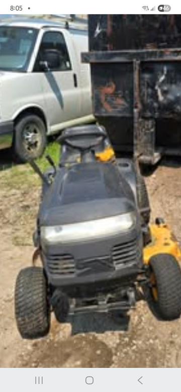 Poulan Pro Riding Lawn Mower - photo 4