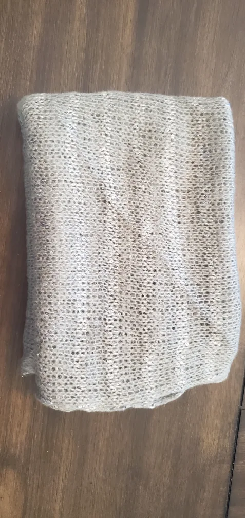 #freecycle Guess Grey Sequin Scarf - Size O/S thumbnail