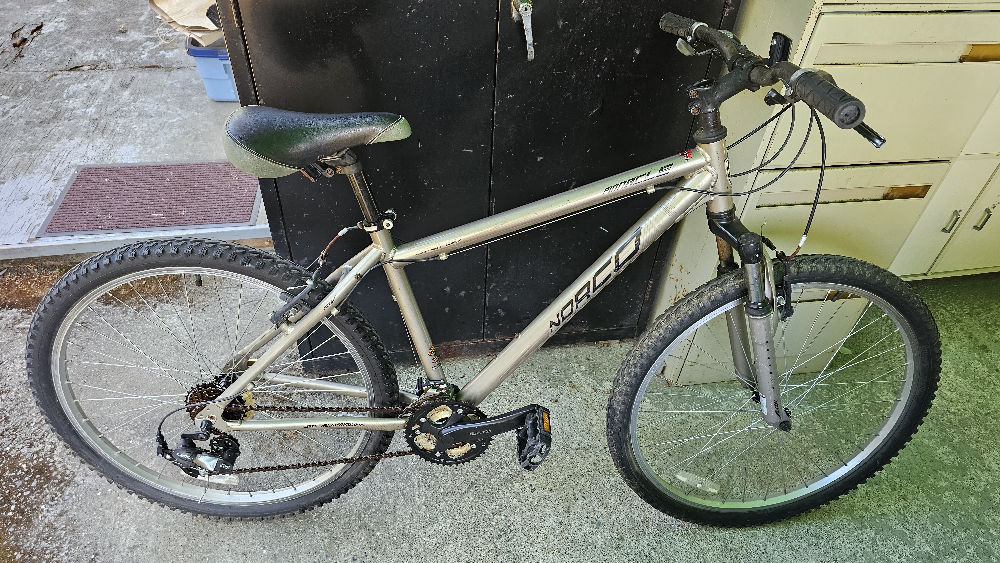 Norco Pinnacle Mountain Bike - photo 2