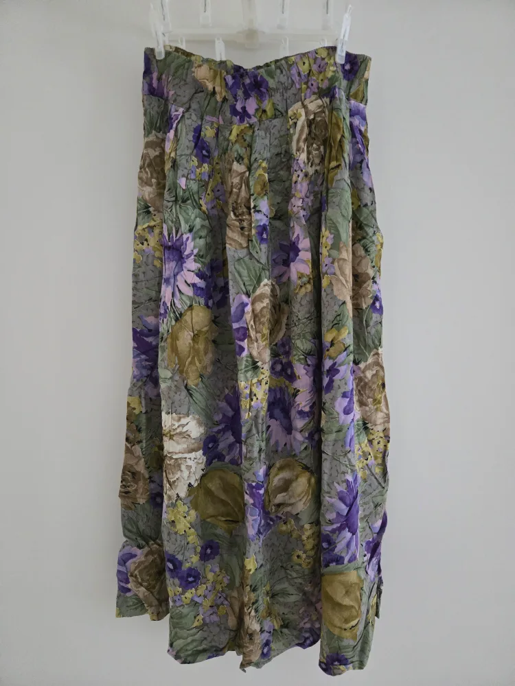 Vintage Floral Print Skirt - Size 6 thumbnail