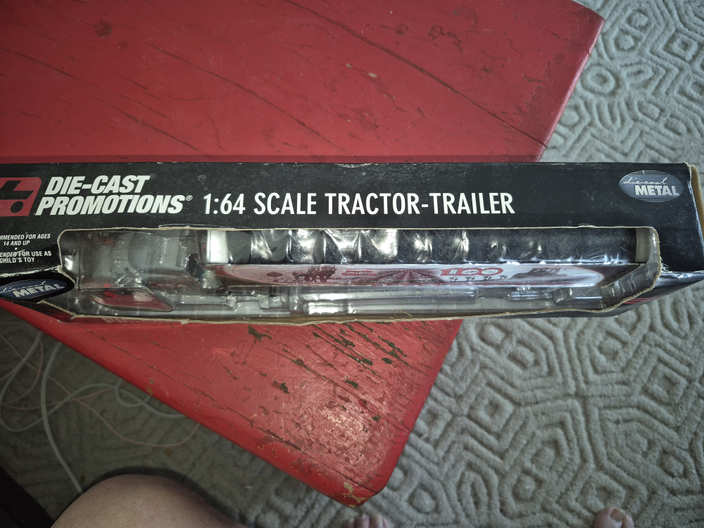 Die-Cast Promotions 1:64 Scale Tractor Trailer - photo 2
