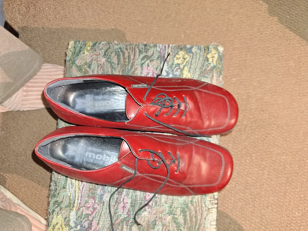 Mobils Red Leather Shoes, size 10 thumbnail
