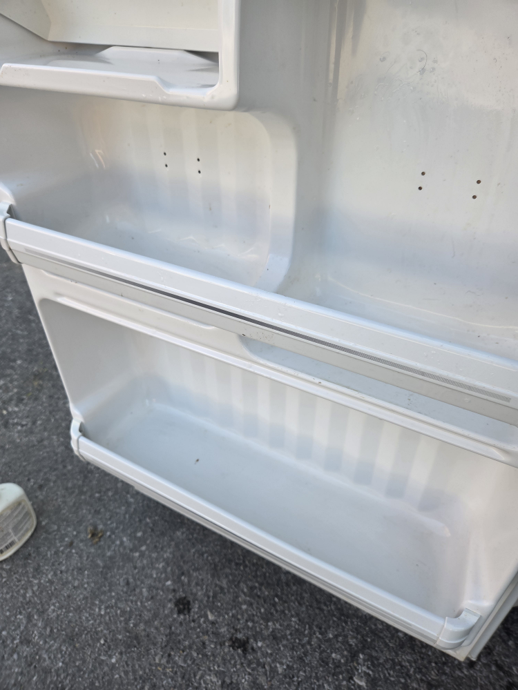 White Fridge - photo 5