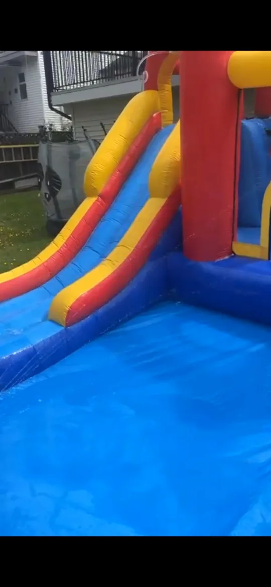 Bouncy house rental image indicator(3)