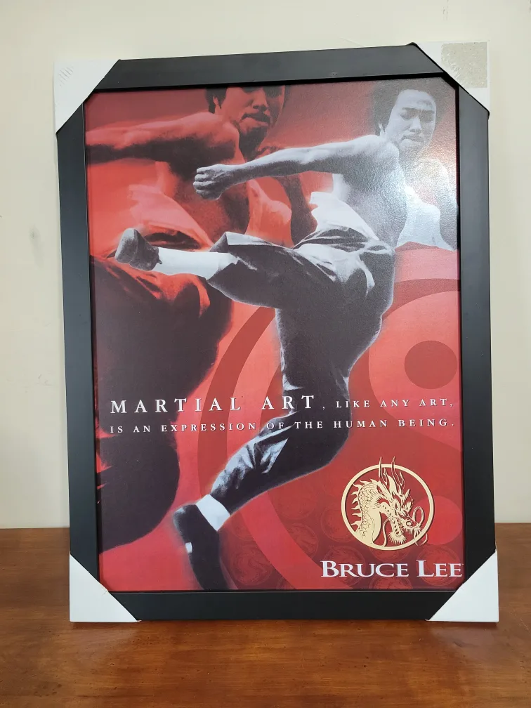 Bruce Lee Poster in Black Frame thumbnail