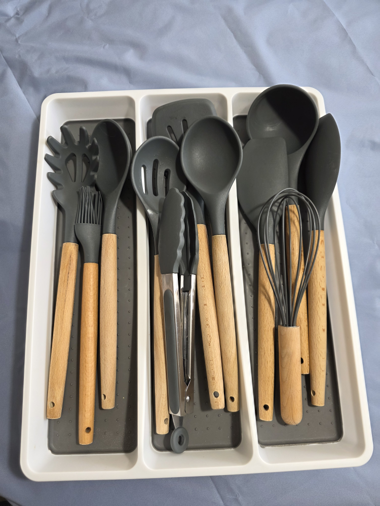 Kitchen Utensil Set with Tray