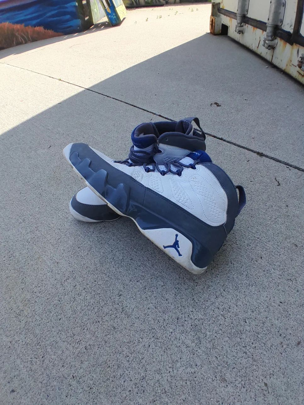 Air Jordan 23 Sneakers Size 11 thumbnail
