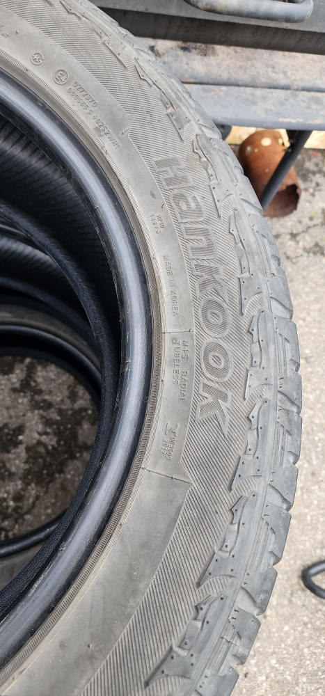 Hankook 275/55R20 113T Tires - Set of 4