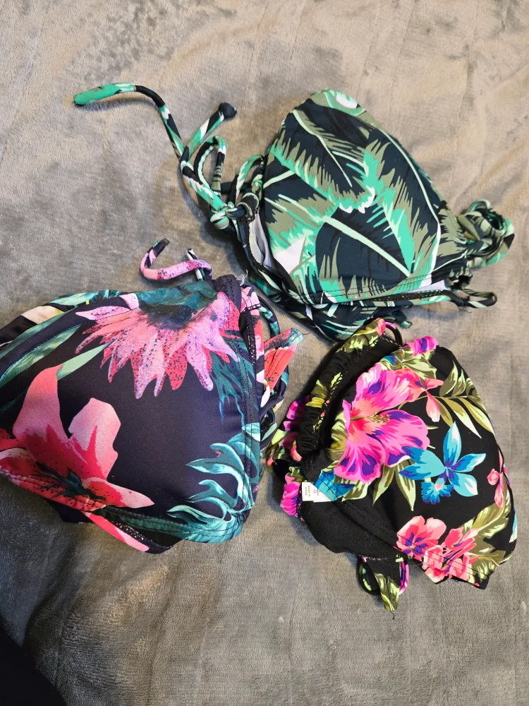 Bikini Sets - Floral & Palm Leaf Prints image indicator(4)