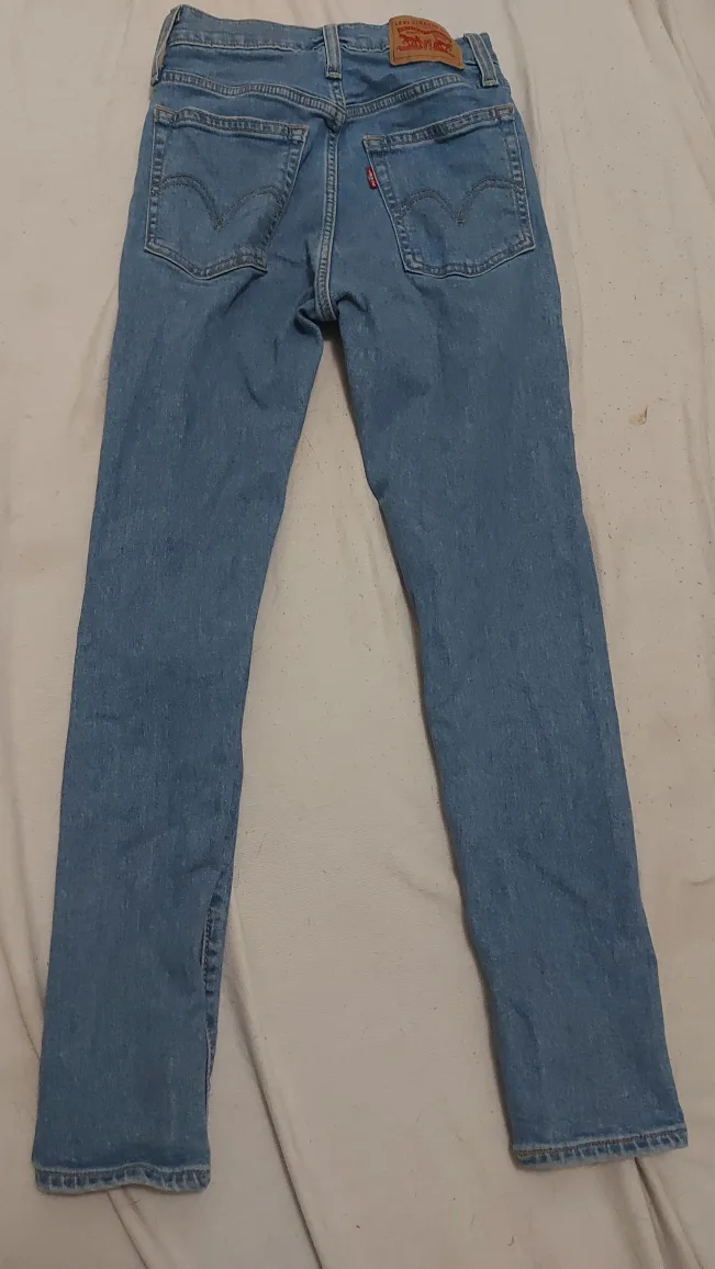 Levi's Wedgie Skinny Jeans - Size 25 image indicator(2)