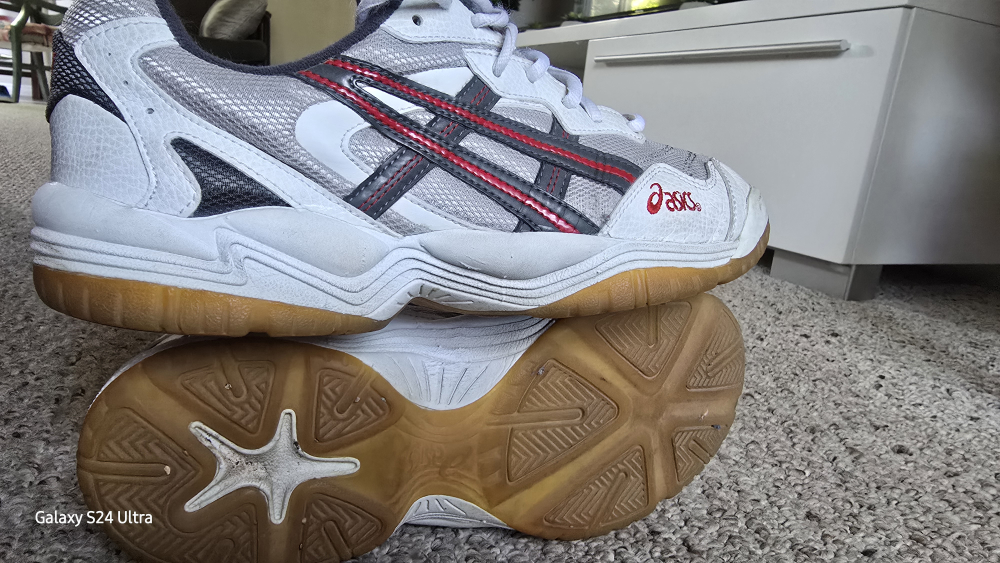 Asics Sport Shoes - White and Grey size 10 men
