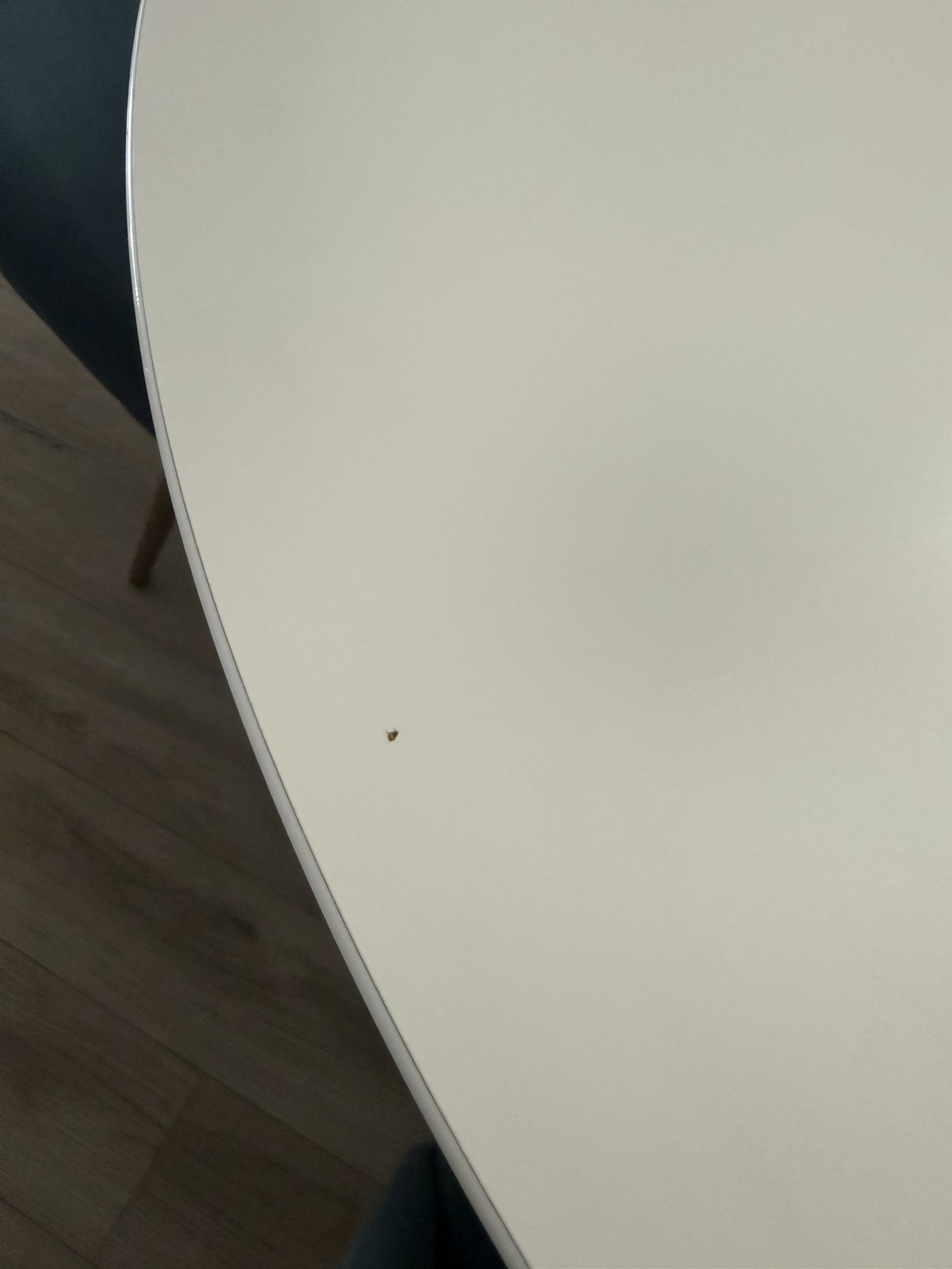 Dining table and 4 chairs - photo 2