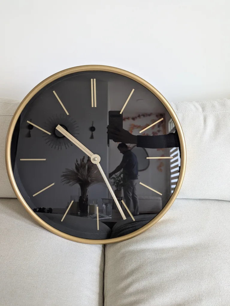 Wall Clock - Black & Gold (Brand New) thumbnail