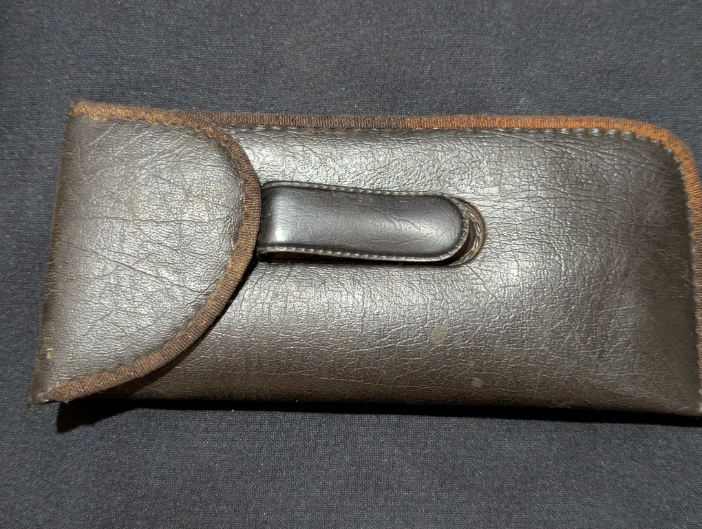 Brown Leather Eyeglass Case image indicator(2)