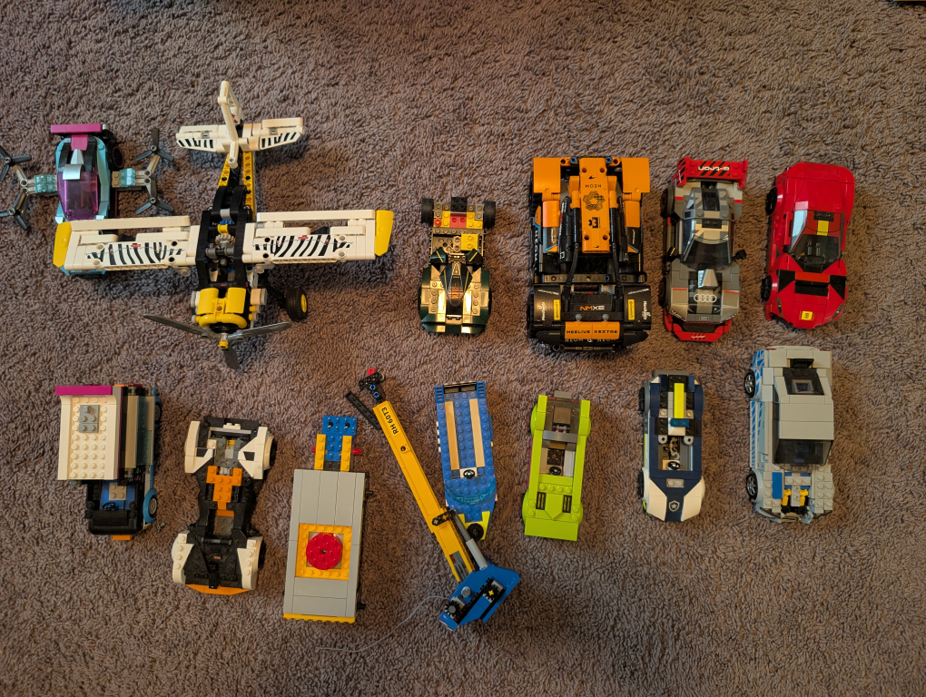 Lego Technic Sets & Loose Pieces (more than 1000$ in Legos)