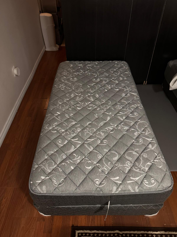 2 of the same Twin Mattress - photo 2