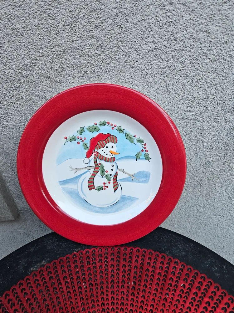 Christmas Spirit Decorative Plate thumbnail