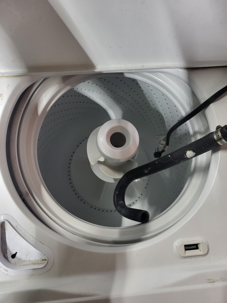 Whirlpool Washing Machine - photo 2