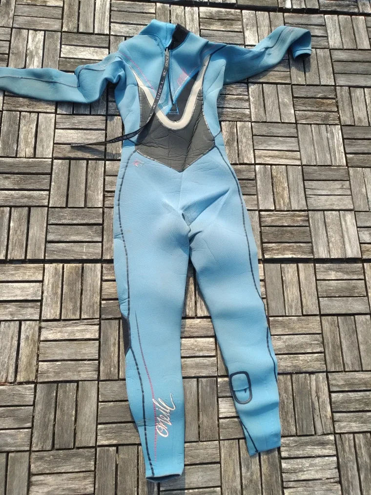 Women's O'Neill Wetsuit - Size S image indicator(9)
