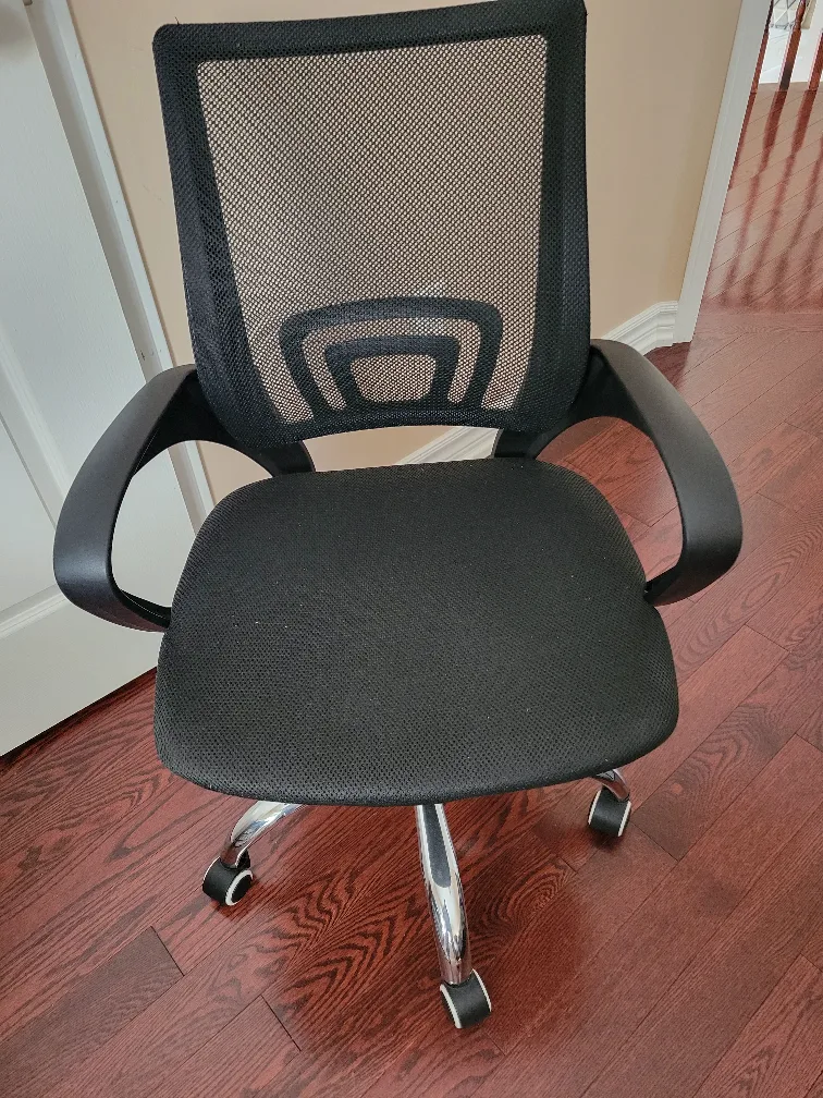 Black mesh office chair thumbnail