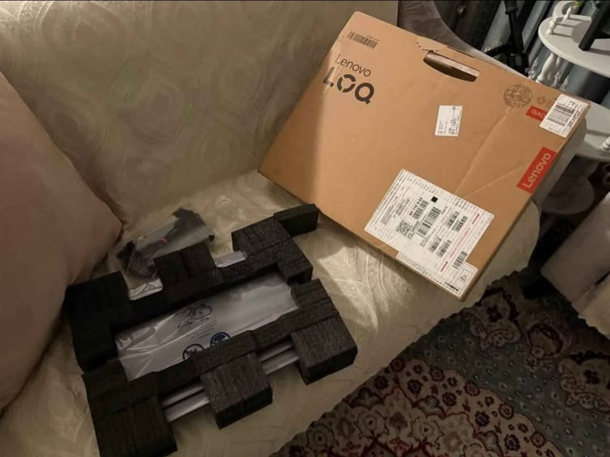 Lenovo LOQ Gaming Laptop - Like New! - photo 3