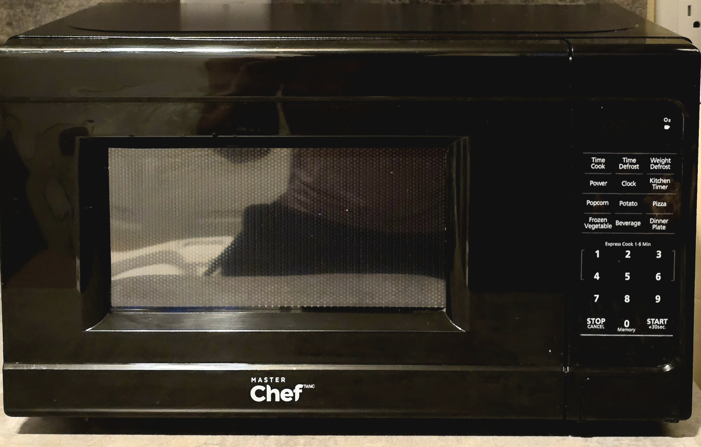 Master Chef 0.7 Cu. Ft. Countertop Microwave - photo 2