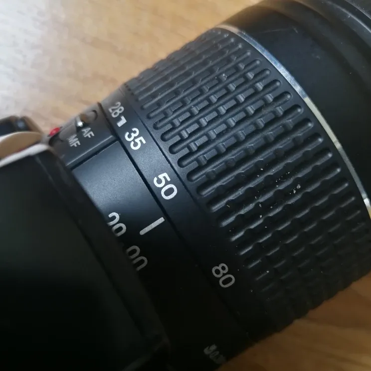 Canon EOS 3000D Camera with 28-80mm Lens image indicator(6)