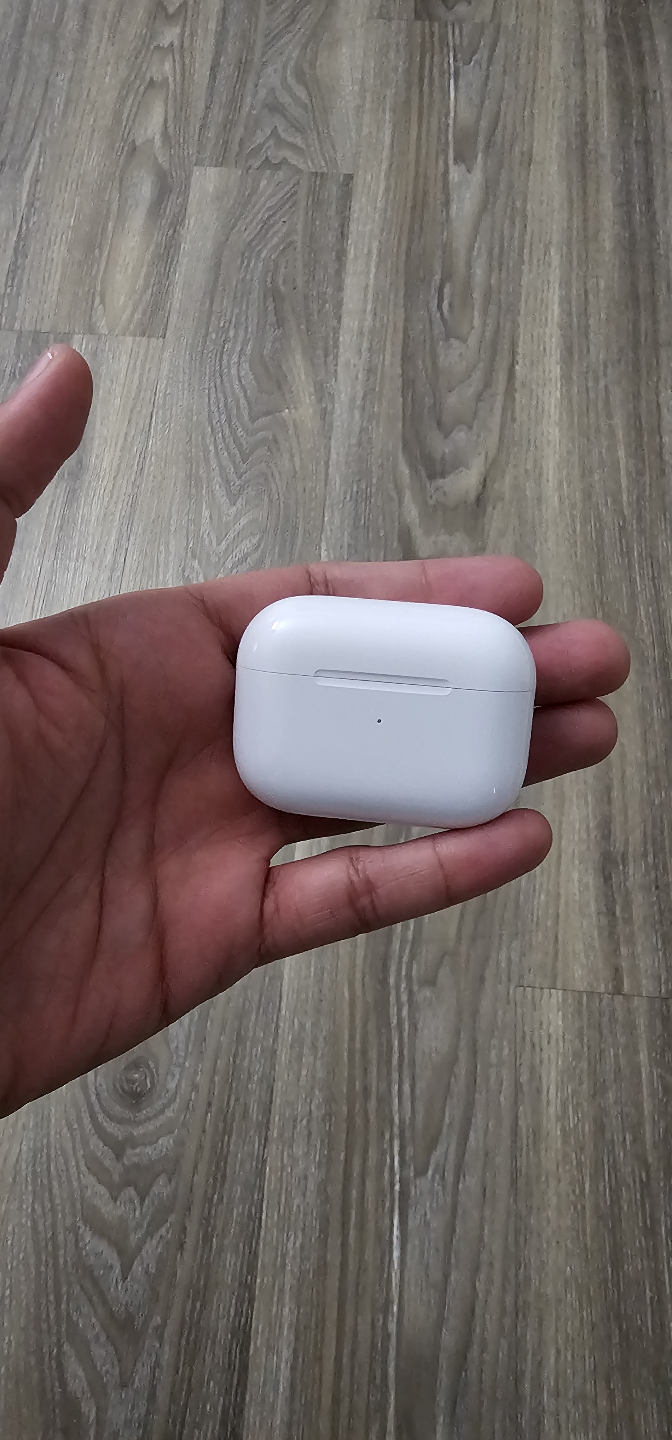apple airpods pro2 - photo 2