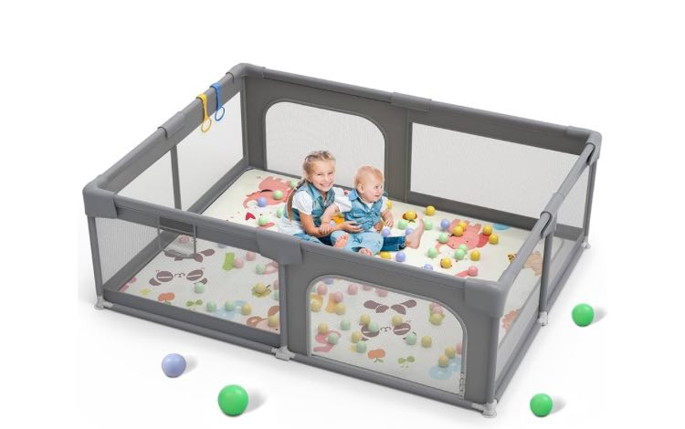 Hisbaby playpen - photo 3
