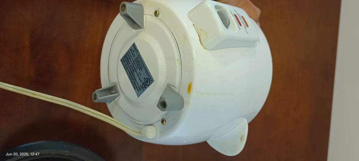 Rival Rice Cooker (6 cup) image indicator(5)