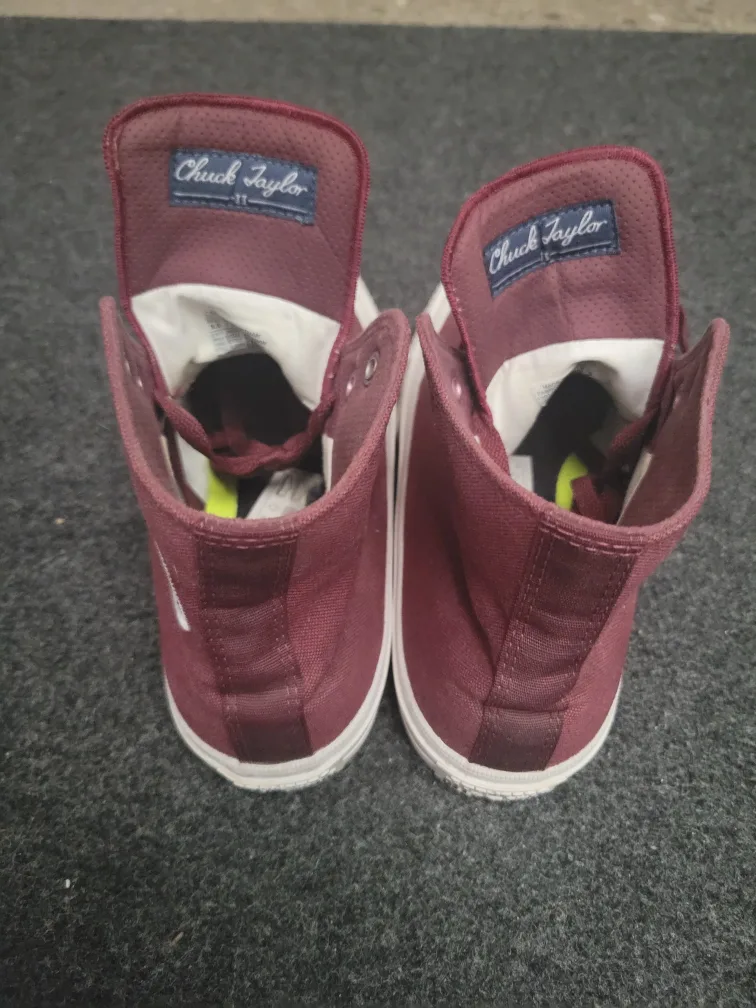 Maroon High Top Chuck Taylor All Stars image indicator(3)