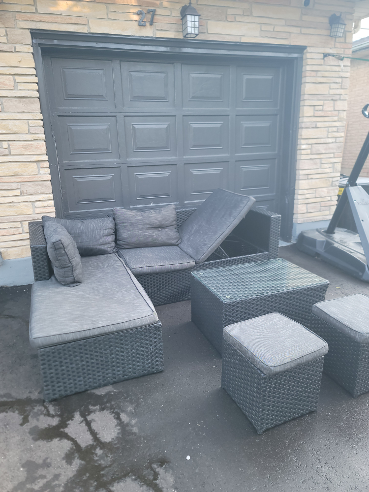Outdoor Sectional Sofa Set with Table and Stools