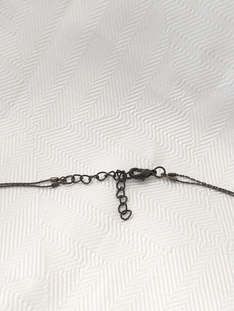 Vintage Minimalist Gold Bar Necklace image indicator(3)