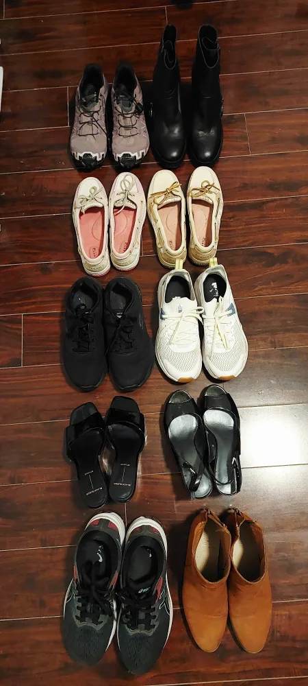 MUST GO! Assorted Women's Shoes thumbnail
