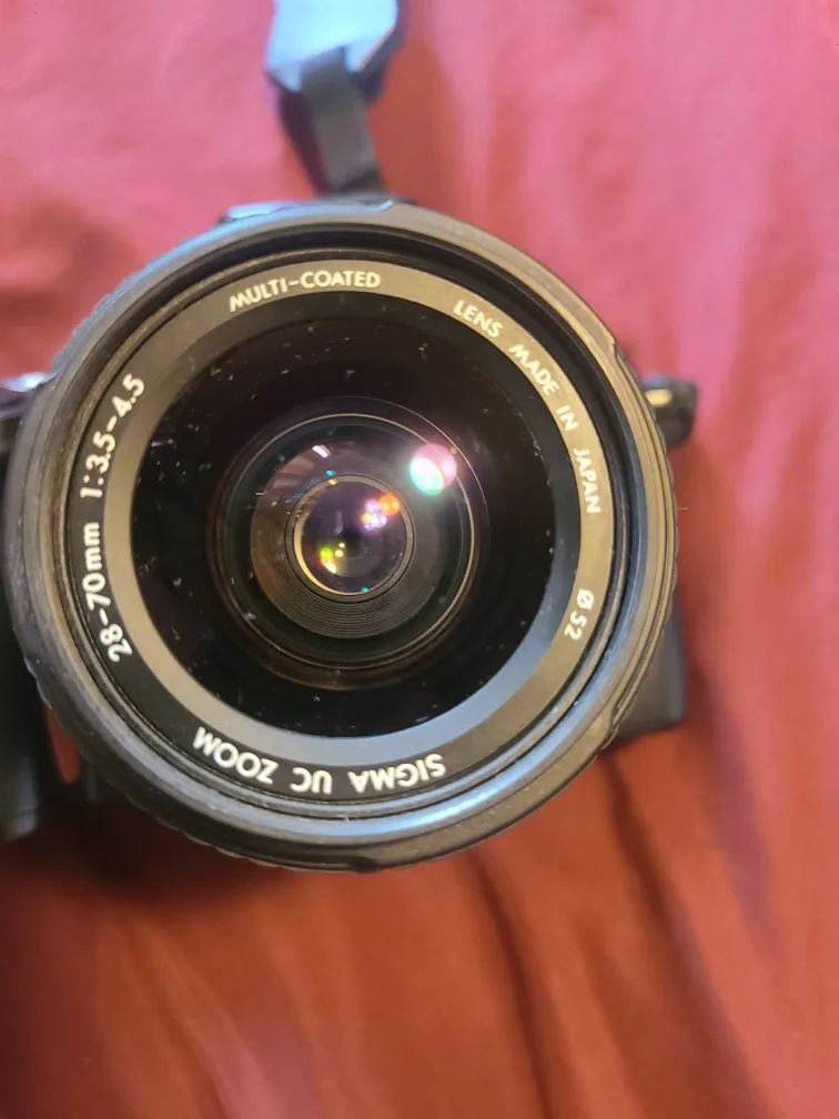 Nikon F60 Camera with Sigma Lens image indicator(5)