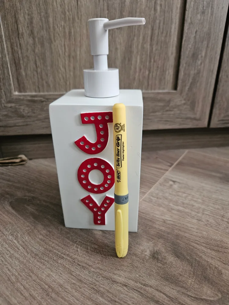 Soap dispenser (New) thumbnail