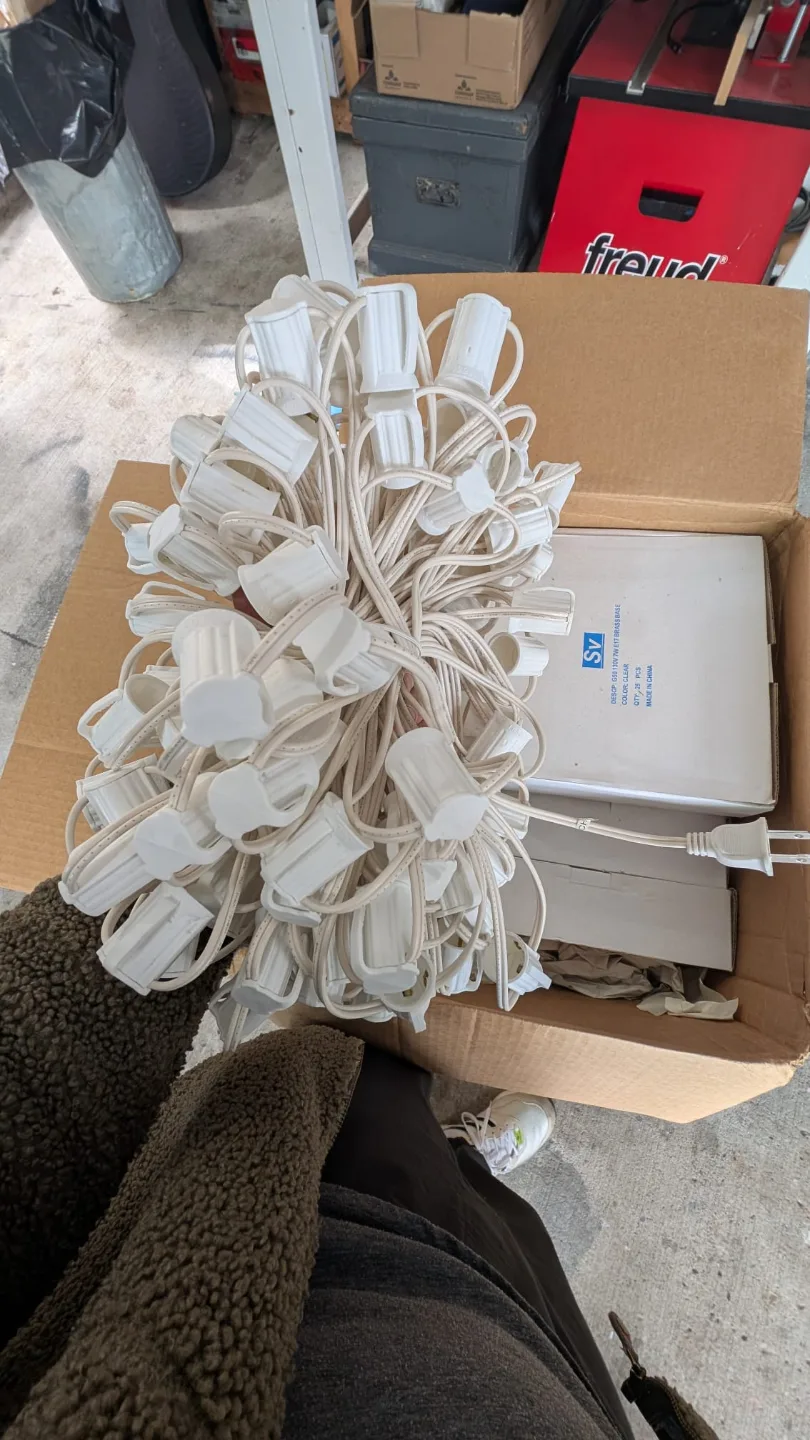 String light set with c7 bulbs thumbnail