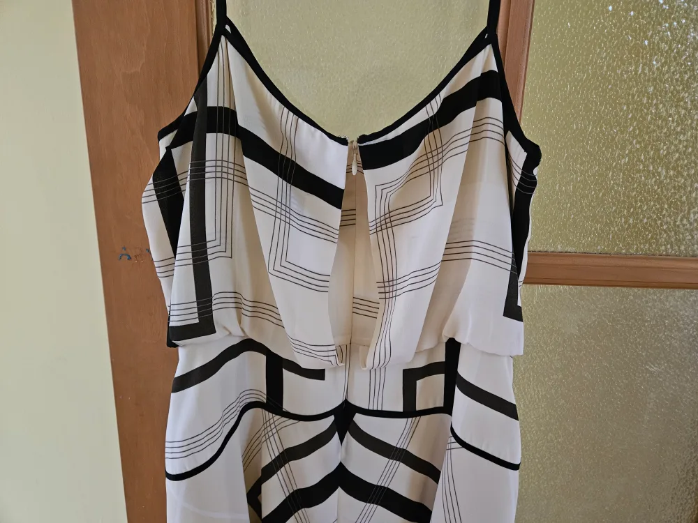 Banana Republic Dress size 14 image indicator(4)