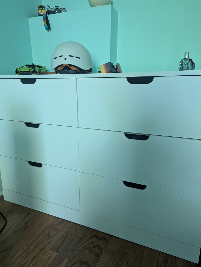 White 6-Drawer Dresser - photo 3