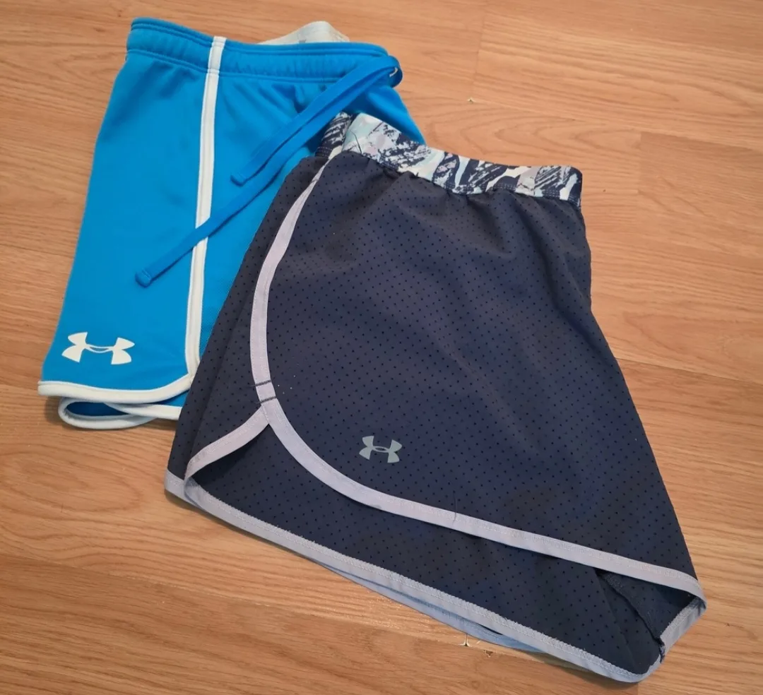 Under Armour Athletic Shorts (Size M) thumbnail