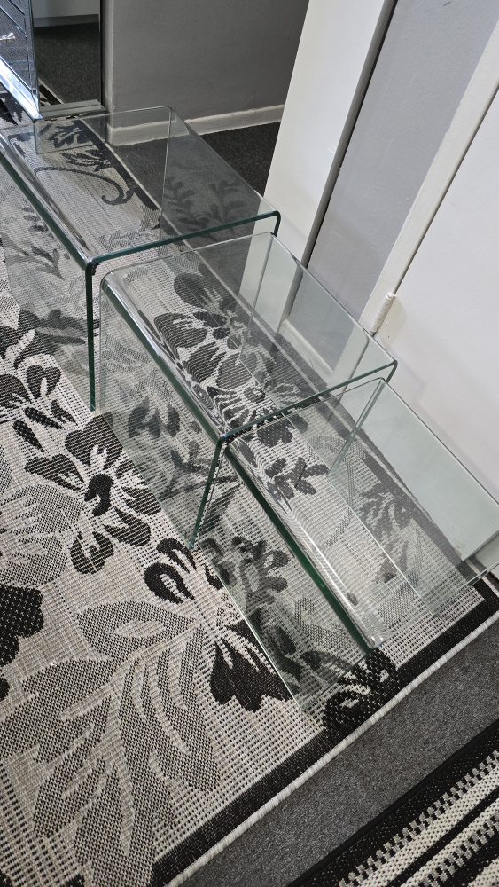 Glass Nesting Tables - Set of 3 - photo 3