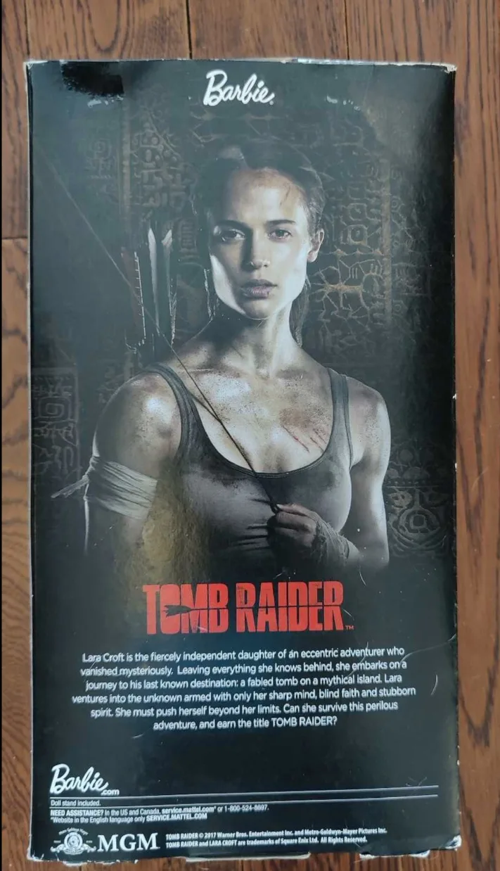 Barbie Signature Tomb Raider Collector's edition (new) image indicator(2)