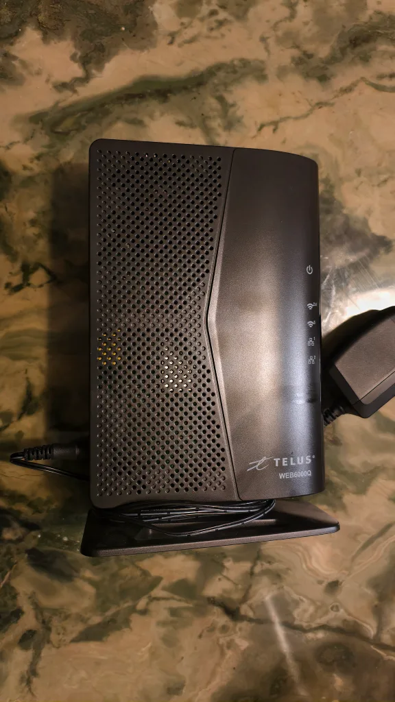 Telus WEB6000Q Wifi Router #freecycle thumbnail