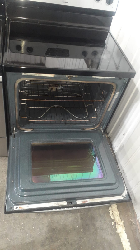 Amana Electric Range - photo 2