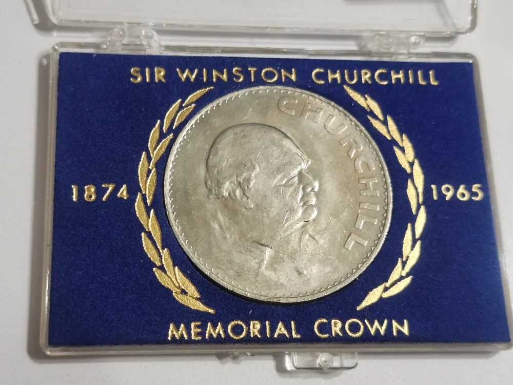 Sir Winston Churchill Memorial Crown 1965 thumbnail