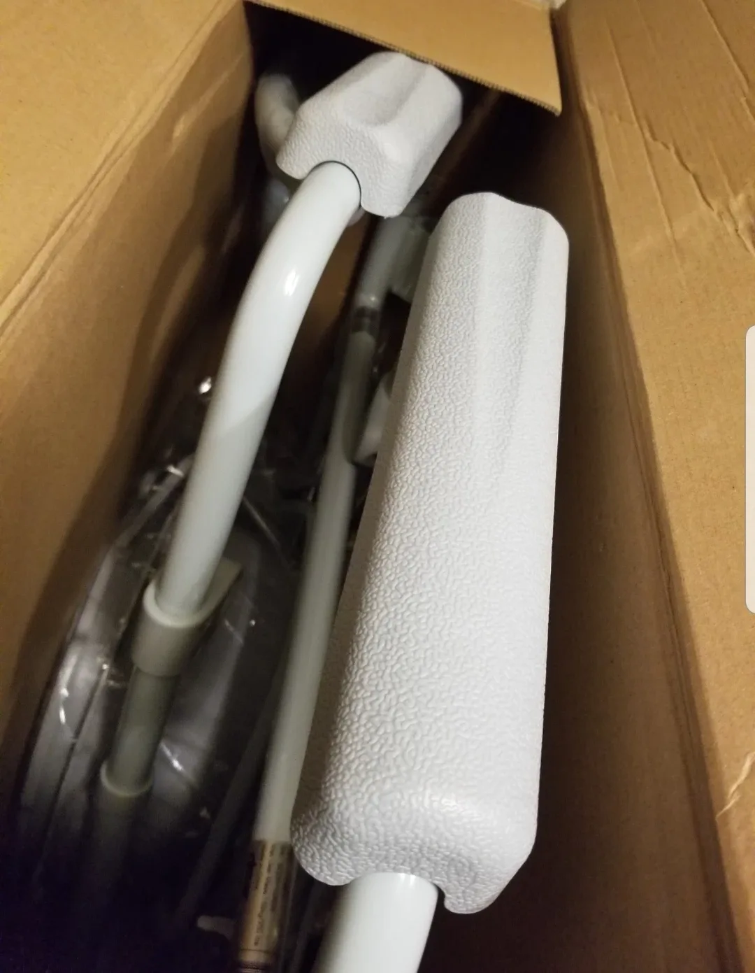 Adjustable Height Commode Chair brand new image indicator(6)